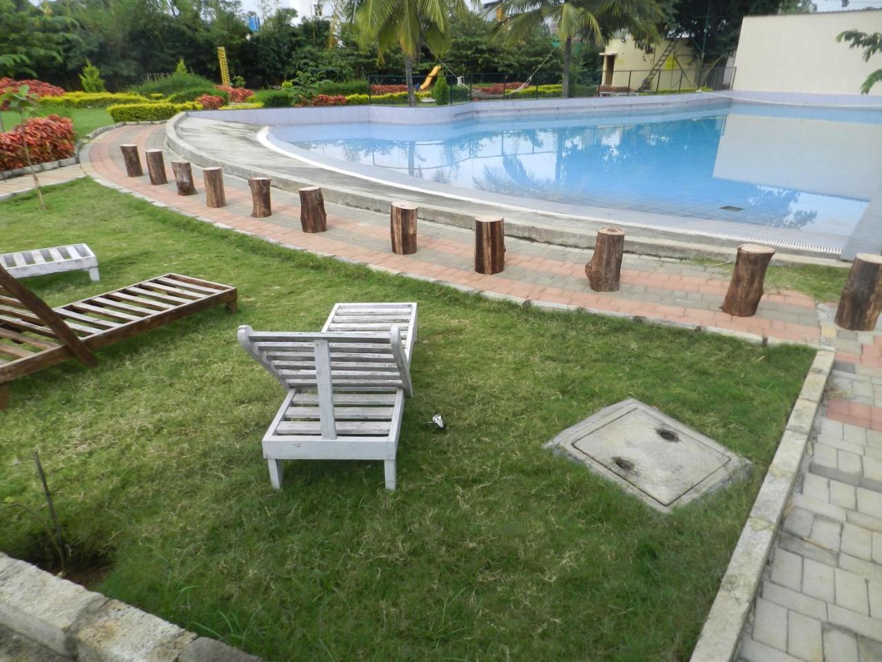 Park Hotel And Resort Kaglipur Exterior photo