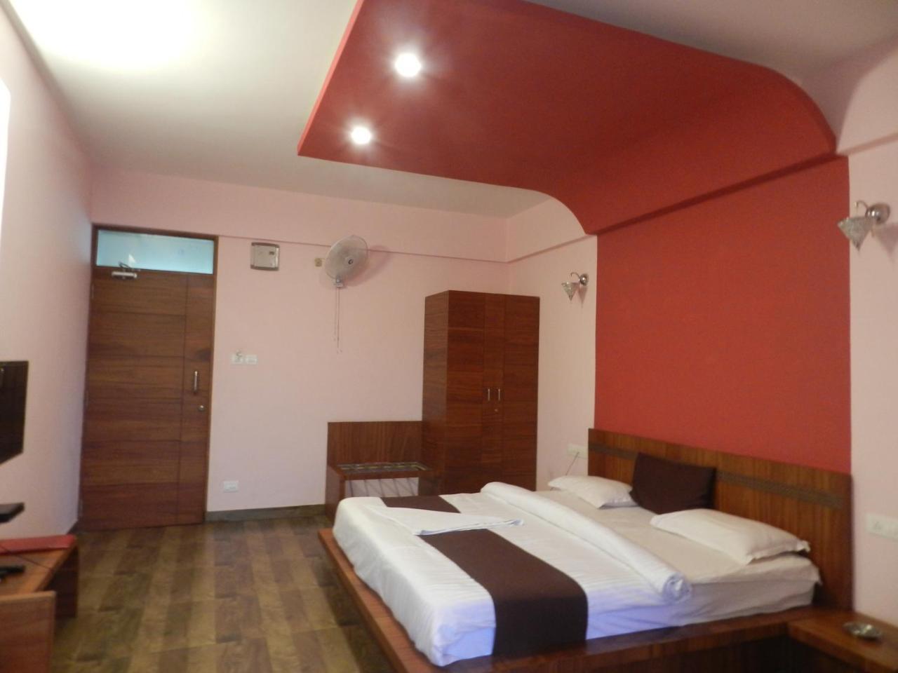 Park Hotel And Resort Kaglipur Exterior photo